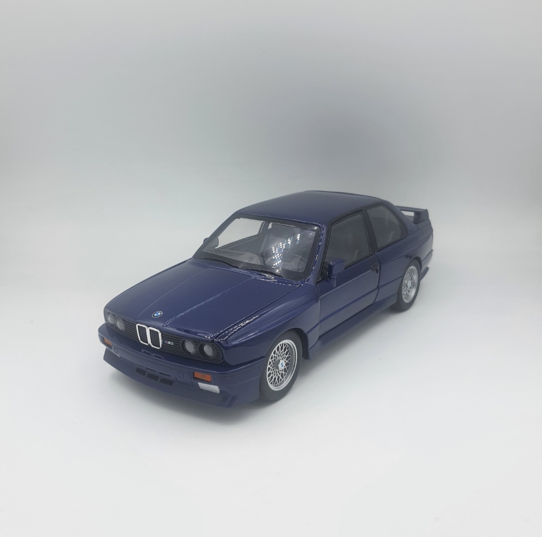 ماکت فلزی BMW اتاق 3