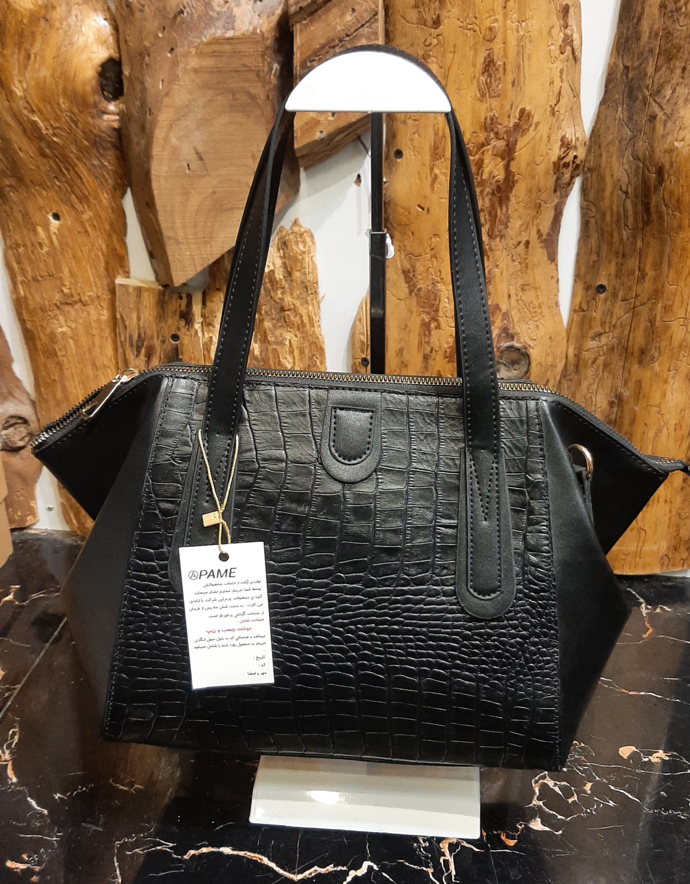 کیف زنانه چرم طبیعی مدل ژانویه(مشکی)